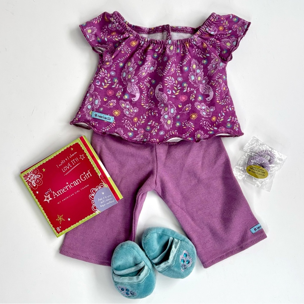 AMERICAN GIRL Purple Peacock Pajama Set with Matching Slippers Scrunchies Charm‎